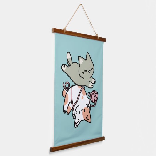 Paws and Play – Adorable Cat Illustration Hangend Wandkleed (Gebogen)