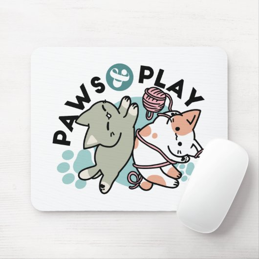 Paws and Play – Adorable Cat Illustration Muismat (Met muis)