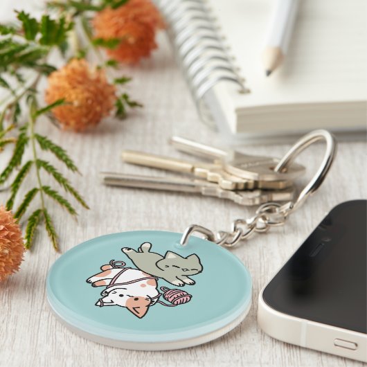 Paws and Play – Adorable Cat Illustration Sleutelhanger (Voorkant Rechts)