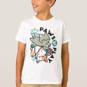 Paws and Play – Adorable Cat Illustration T-shirt (Voorkant)