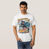 Paws and Waves Rottweiler Surfavontuur T-shirt (Voorkant volledig)