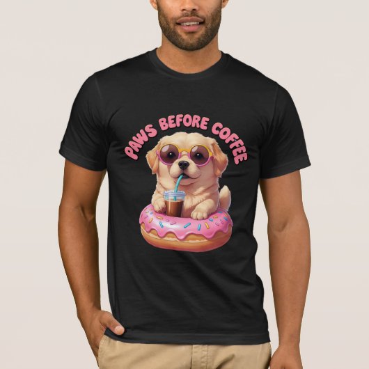 Paws Before Coffee Schattigee Puppy Donut Art T-shirt (Voorkant)