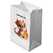 Paws of Darkness Fire Dog Gift Bag – Cute Dark Medium Cadeauzakje (Voorkant Gekanteld)
