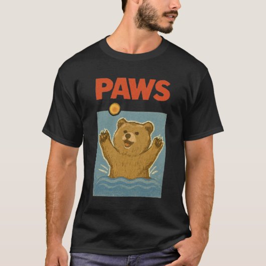 Paws Parody Black bear Chasing Cute Scared Mouse  T-shirt (Voorkant)
