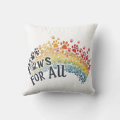 Paws voor iedereen – Rainbow Paw Print Unity Kussen (Achterkant)
