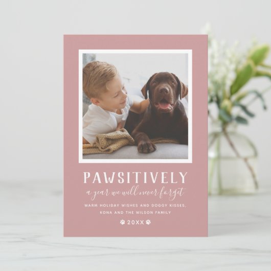 Pawsitief onvergetelijk jaar roze foto feestdagenkaart (Staand voorkant)
