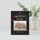 Pawsitive Vibes Editable Color Holiday Briefkaart (Staand voorkant)