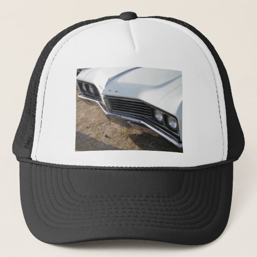PB290331 Buick Style Trucker Pet (Voorkant)