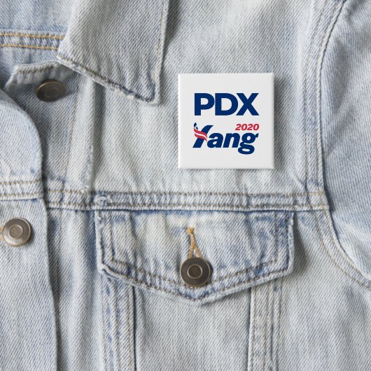 PDX Yang2020-Buttonnen Vierkante Button 5,1 Cm (In situ)