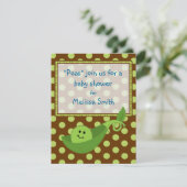 Pea Pod on Polka Dots Baby Boy Shower Invitation Kaart (Staand voorkant)