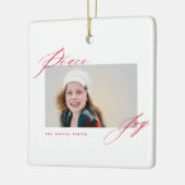 Peace and Joy Modern Calligraphy Red Script Photo Keramisch Ornament (Links)