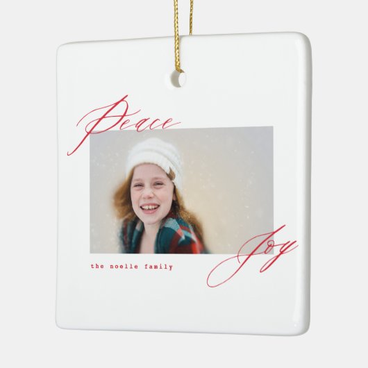 Peace and Joy Modern Calligraphy Red Script Photo Keramisch Ornament (Links)