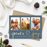 Peace and Joy Modern Gold Heart Script 3 Foto Folie Feestdagenkaart<br><div class="desc">Eenvoudige en gekke 'Peace and Joy'-fotokaart bevat een collage van 3 foto's op een horizontale kaartlay-out met witte twinkelende sterren en een schattige en moderne handgeschreven kalligrafie-scripttekst met een hartaccent in echte gouden folie. Pas de groet, de familiehandtekening, en het jaar op de voorzijde aan, en verkies om een extra...</div>