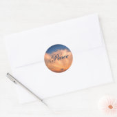 Peace Blue Sky en Roze Fluffy Clouds Celestial Ronde Sticker (Envelop)