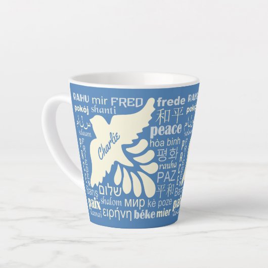 PEACE in talen, aangepaste naam en kleur Latte Mok (Linkerhoek)