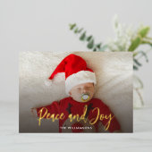 Peace Joy Baby Fotoscript Custom Christmas Folie Feestdagenkaart (Staand Voorkant)