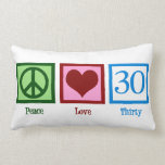 Peace Love 30th Birthday Cute Party Kussen<br><div class="desc">Een schattig verjaardagsgeschenk van 30e met een vredesteken,  hart en dertig.</div>