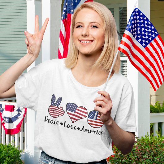 Peace Love America Funny Patriotic  T-shirt