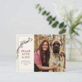 Peace Love and Joy Red Greenery Pet Photo Briefkaart (Staand voorkant)