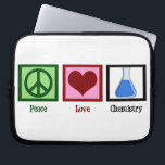 Peace Love Chemistry Laptop Sleeve<br><div class="desc">Een vredesteken,  hart en een scheikundige beker die gebruikt worden in een wetenschappelijk experiment dat door wetenschappers wordt gebruikt.</div>