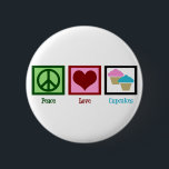 Peace Love Cupcakes Ronde Button 5,7 Cm<br><div class="desc">Ik hou van schattige cupcakes. Licht roze bevroren koekjes of lichtblauw,  ze zijn allemaal  lekker voor me! Een schattig bakkerijgeschenk voor een bakker.</div>
