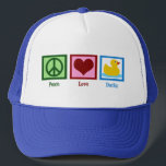 Peace Love Ducks Trucker Pet<br><div class="desc">Perfect  geschenk voor iemand die van eenden houdt of baby vriendelijke cadeaus. Een groen vredesteken,  een roodhart en een schattige gele rubbereend.</div>