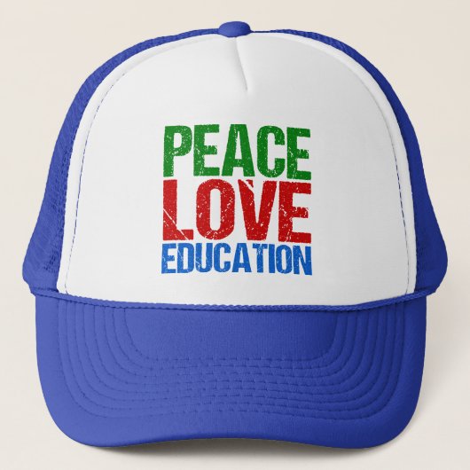 Peace Love Education Trucker Pet (Voorkant)