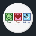 Peace Love Haircuts Magneet<br><div class="desc">PEACE LOVE HAIRCUTS magneet voor je favoriete haarstylist die haar snijdt in een schoonheidssalon na afstuderen van de cosmetologie school. Dit coole kappersapparaat is uitgerust met een vredes-, hart- en schaar-teken.</div>