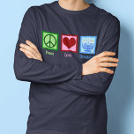 Peace Love Hanukkah T-shirt<br><div class="desc">Peace Love Hanukkah-cadeau voor een Joodse persoon die graag Chanoeka viert. Een  vredesteken,  hart en een mooie menorah.</div>