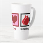 Peace Love Hematology Latte Mok<br><div class="desc">Peace Love Hematology. Een gave hematologie cadeau voor een hematoloog die gespecialiseerd is in bloedstoornissen. Cadeau voor een hematopatholoog.</div>