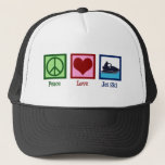 Peace Love Jet Ski Trucker Pet<br><div class="desc">Peace Love Jet Ski. Een schattig jetskiescadeau met een vredesbord,  hart en een coole skier op het meer of de oceaan.</div>