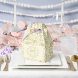 Peace Love Joy Festive Foliage Ivoor  Deco Bedankdoosjes<br><div class="desc">'Peace Love Joy' feestelijk gebladerte Lijst, decoratieve bloeit, klassiek ivoor wit en goud, elegante en stijlvolle art deco vakantiefeest gunstbox. De basisachtergrond kan worden gewijzigd in elke kleur van uw keuze. Ontworpen / origineel kunstwerk van fat * fa * tin. Eenvoudig te personaliseren met uw eigen tekstbericht, naam, foto of...</div>
