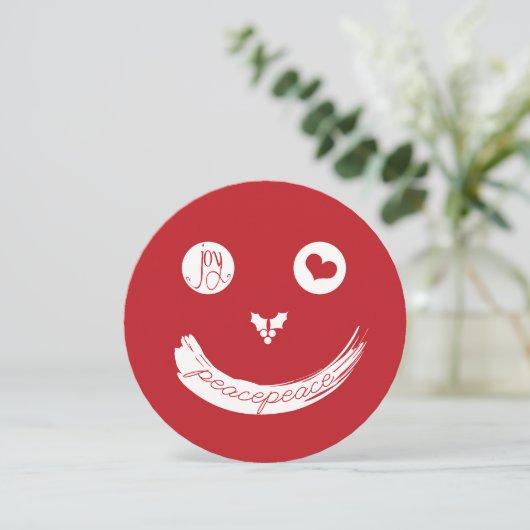 Peace Love Joy-kerstfeest Funny Face op Red Photo Feestdagenkaart (Staand voorkant)