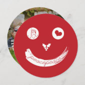 Peace Love Joy-kerstfeest Funny Face op Red Photo Feestdagenkaart (Voorkant / Achterkant)