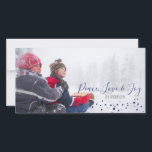 Peace, Love & Joy Kerstmis of Hanukkah-fotokaart Feestdagenkaart<br><div class="desc">Een mooie en stijlvolle kerstkaart voor vrede,  liefde en vrolijkheid of een Hanukkah Holiday-fotokaart is perfect voor uw kaart die dit vakantieseizoen verstuurt. Heeft overeenkomende accessoires.</div>