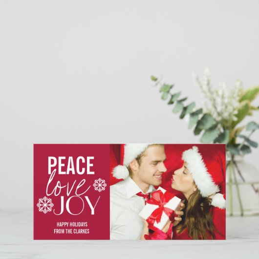 Peace Love Joy Rode Sneeuw Vakantiefotootkaarten Feestdagenkaart (Staand voorkant)