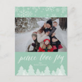 Peace Love Joy Snowflakes Winter Wonderland Trees Feestdagenkaart (Voorkant)