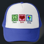 Peace Love Kites Cute Kite Festival Trucker Pet<br><div class="desc">Een schattig cadeau voor het kietfestival voor iemand die graag vliegende vliegers in het park heeft.</div>