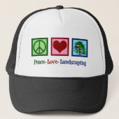 Peace Love Landscaping Trucker Pet (Voorkant)
