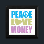 Peace Love Money Cadeaudoosje<br><div class="desc">Peace Love Money... Wat heb je nog meer nodig in het leven? Perfect cadeau voor elke verslaafde. Het maakt niet uit of je vrienden je een bedriegster noemen omdat je je geld wilt besparen, je rijk en beroemd bent, je blaast je geld elke keer als je betaald wordt alsof het...</div>