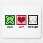 Peace Love Paralegal Muismat<br><div class="desc">Peace Love Paralegal. Als je het leuk vindt om legaal werk te doen in een kantoor voor een advocaat of advocaat,  dan hou je van dit schattige paralegale geschenk.</div>