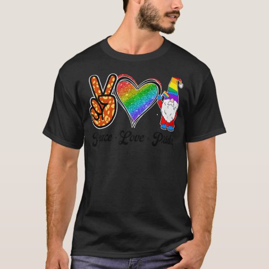 Peace Love Pride Rainbow Heart Gnome LGBT LGBTQ Al T-shirt (Voorkant)