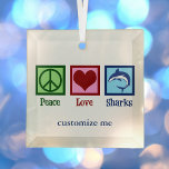 Peace Love Sharks Cute Custom Shark Kerstmis Glas Ornament<br><div class="desc">Dit geweldige kerstcadeau met blauwe haai is perfect voor een schoolteam met een geweldige witte mascotte. Cool custom Peace Love Sharks design.</div>