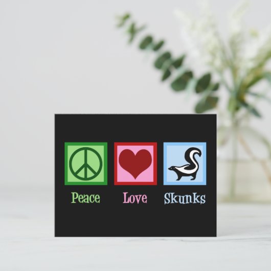 Peace Love Skunks Briefkaart (Staand voorkant)