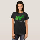 Peace Love St Patrick's Day Cheer Drink Shamroc T-shirt (Voorkant volledig)