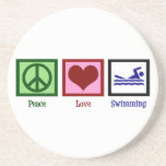 Peace Love Swimming Zandsteen Onderzetter<br><div class="desc">Een vredesteken,  hart en iemand die graag zwemt.</div>
