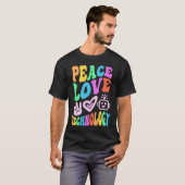 PEACE LOVE TECHNOLOGIE Retro Computer Teach T-shirt (Voorkant volledig)