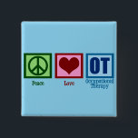 Peace Love to Occupational Therapy Vierkante Button 5,1 Cm<br><div class="desc">Een schattig kerstcadeau voor professionele therapeuten met een groen vredesteken,  rood hart en OT,  in blauw geschreven op een blauwe achtergrond. Beroepstherapie is zo'n belangrijke bezigheid. Het helpt zowel volwassenen als kinderen met zintuiglijke therapie.</div>