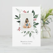 Peace Love Winter Berry Botanische Foto Feestdagenkaart (Staand voorkant)