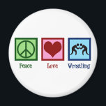 Peace Love Wrestling Magneet<br><div class="desc">Vredesliefdesweduwen. Cool worstelaar cadeau met een vredesbord,  hart en twee jongens die in een gezamenlijk slot in een worstelwedstrijd in de ring graven. Geweldige worstelbuscadeau van iemand die op een team worstelt.</div>